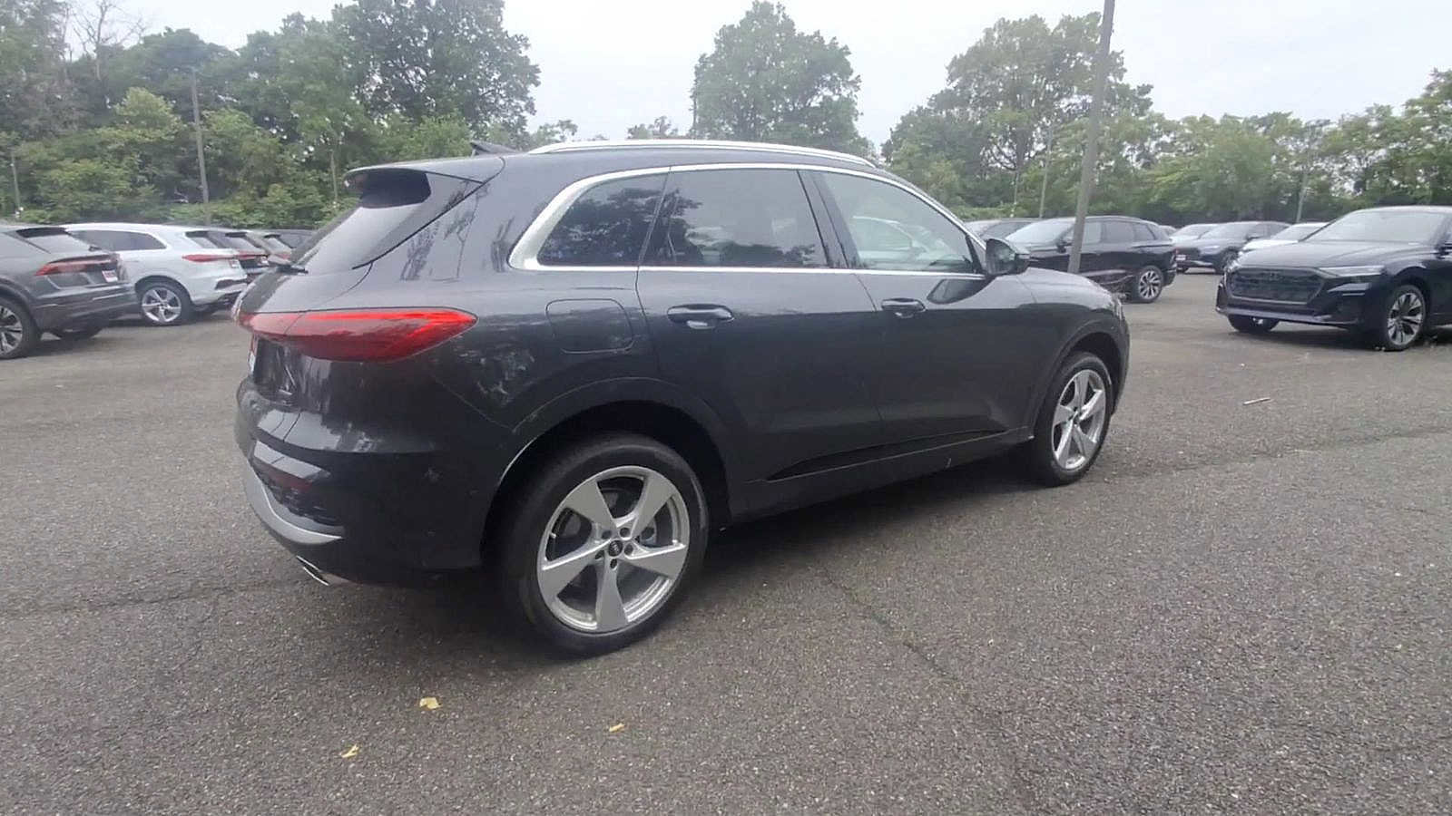 New 2025 Audi Q5 Premium Plus image 8