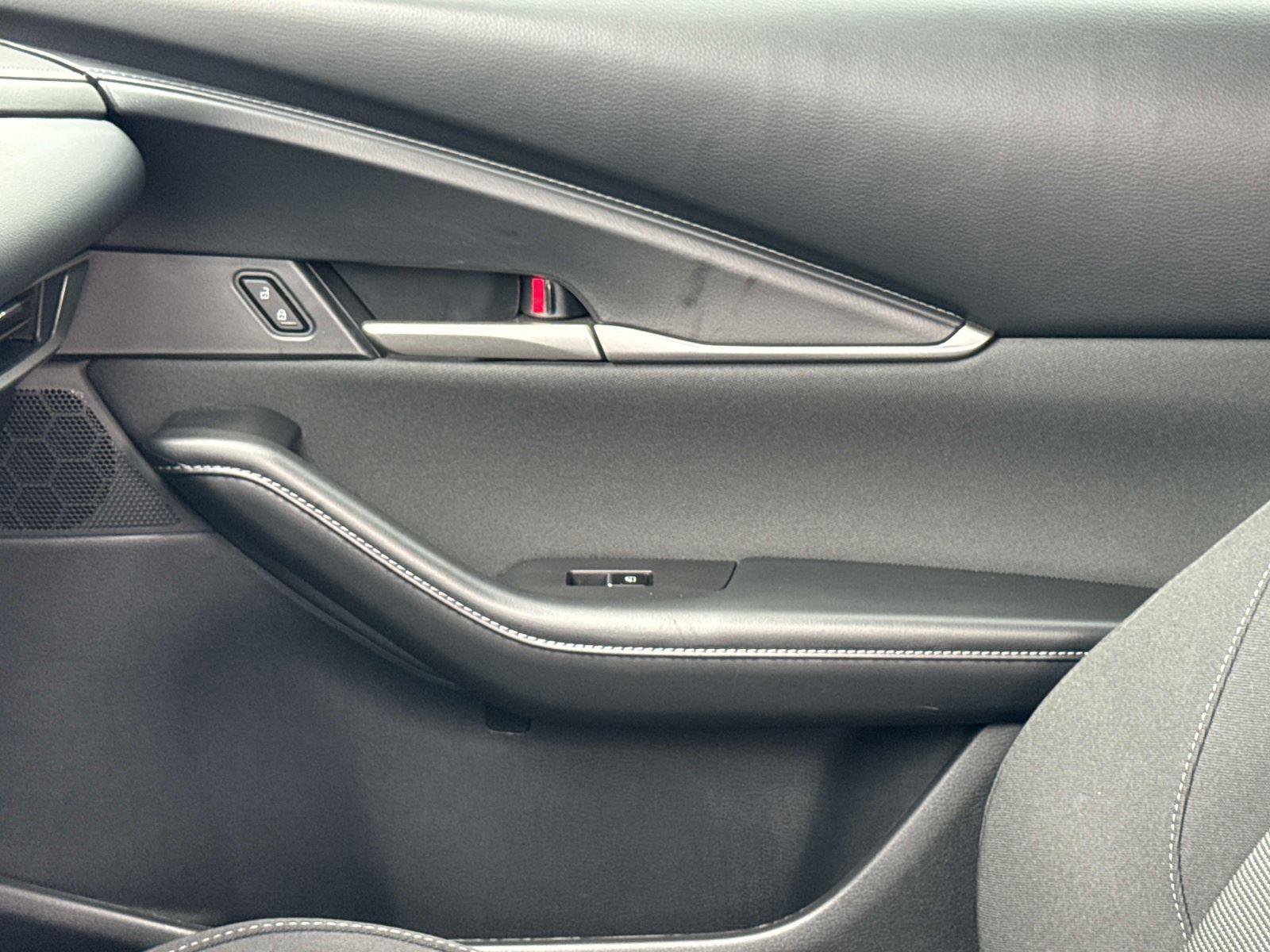 Certified 2024 MAZDA CX-30 AWD 2.5 S image 18