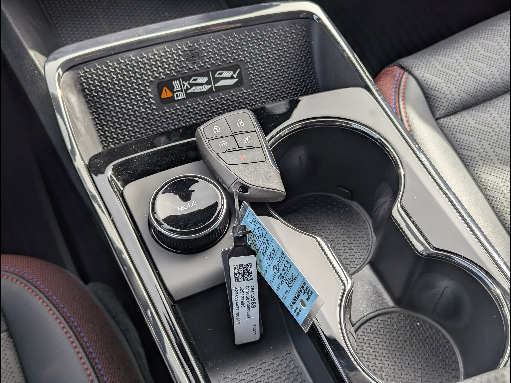 New 2026 Chevrolet Equinox RS w/ LPO, Floor Liner Package image 26