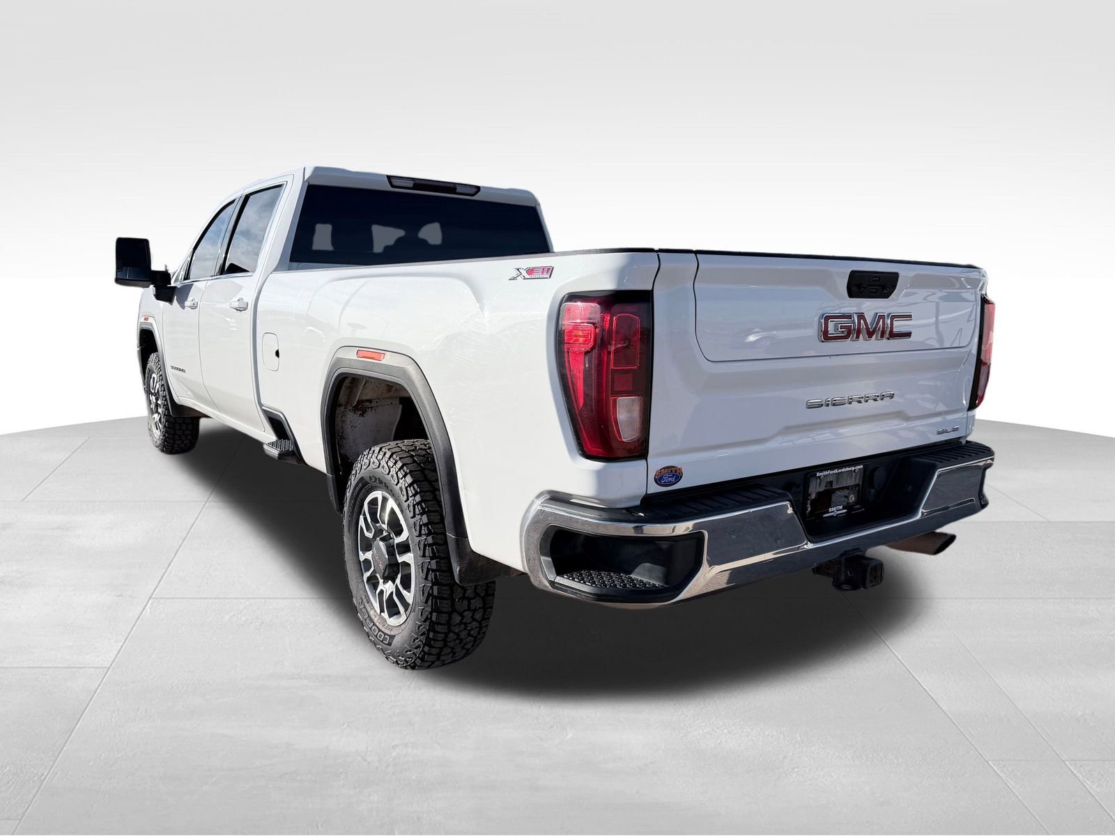 Used 2023 GMC Sierra 3500 SLE w/ X31 Off-Road Package image 24