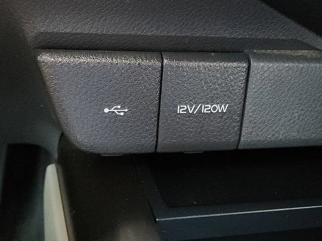 Used 2022 Toyota Camry SE FWD image 20