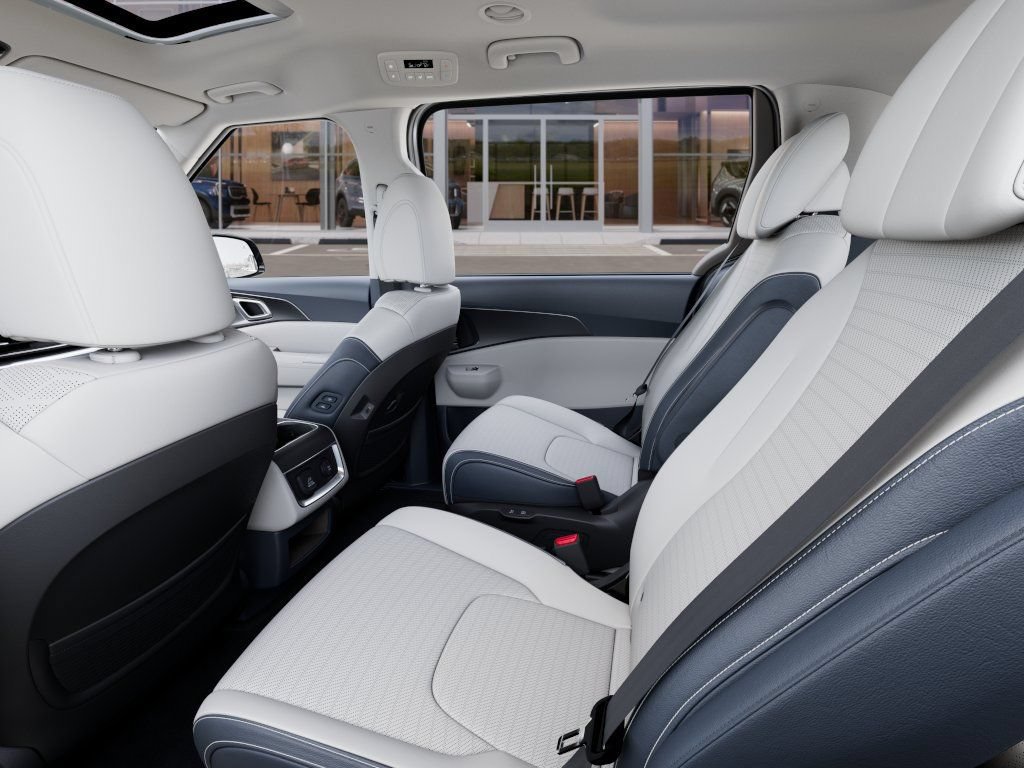 New 2027 Kia Carnival SX FWD image 18