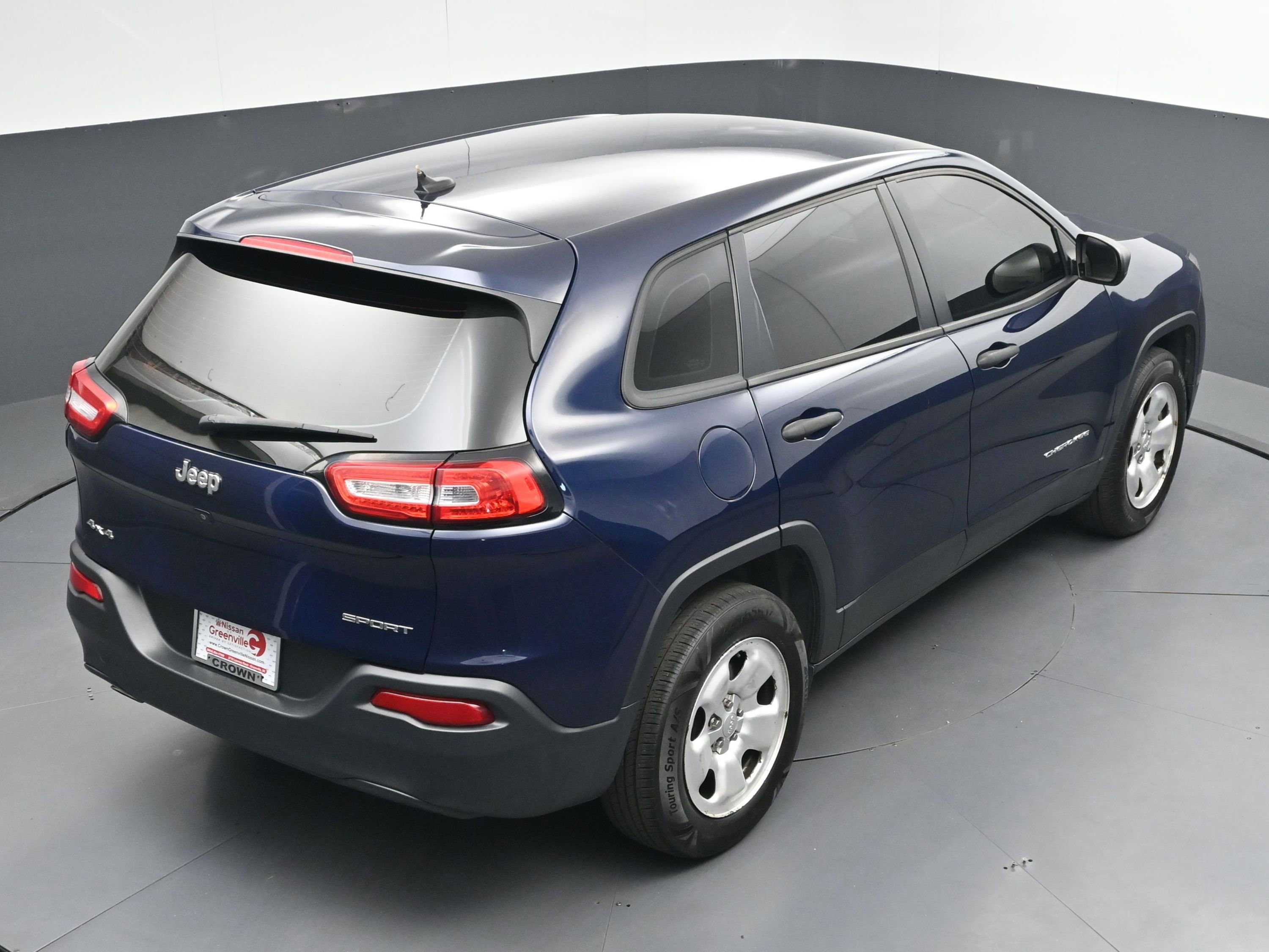 Used 2016 Jeep Cherokee Sport image 31