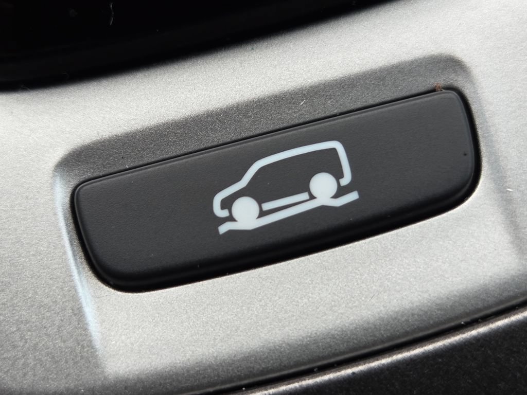 Used 2018 Honda Pilot EX-L image 10