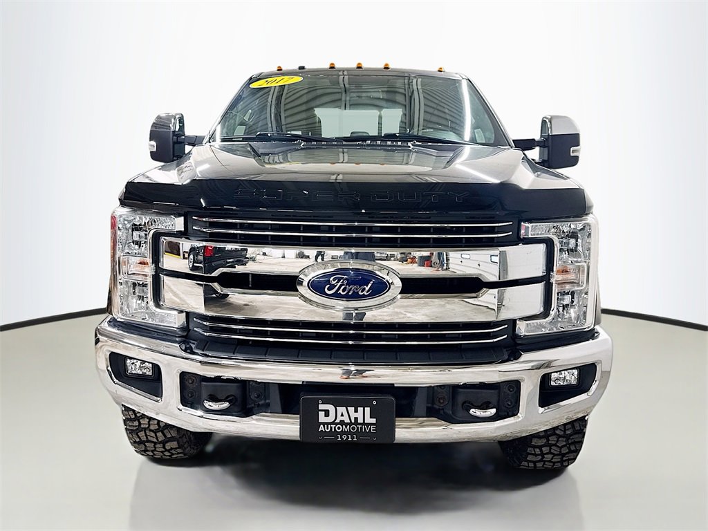 Used 2017 Ford F350 Lariat image 6