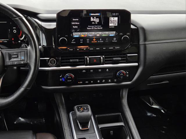 Used 2023 Nissan Pathfinder Platinum FWD image 13