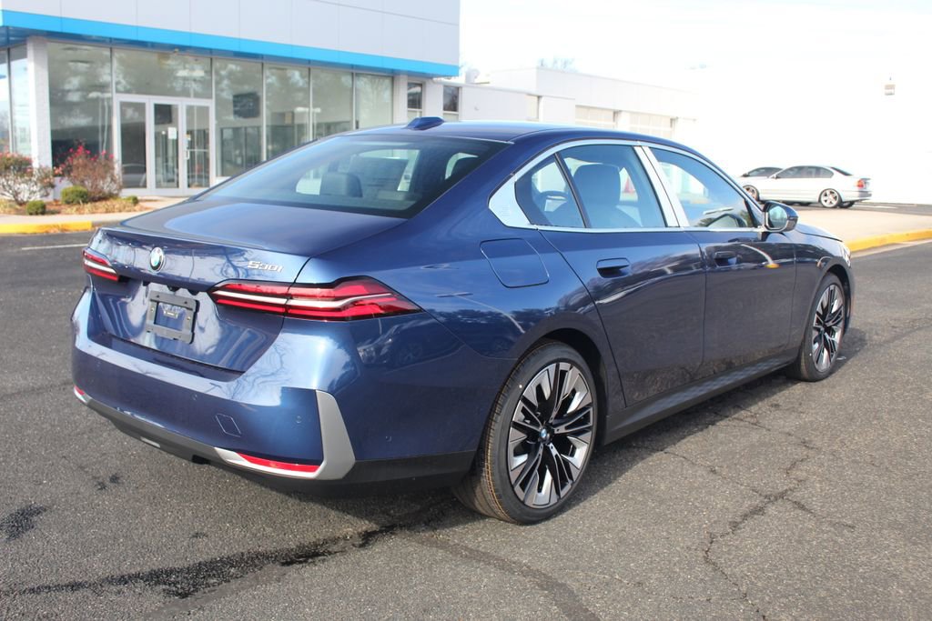 New 2026 BMW 530i xDrive w/ Convenience Package AWD/4WD image 10