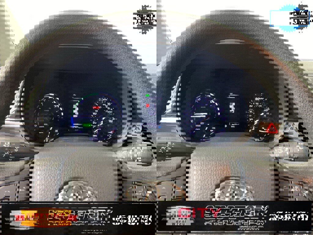 Used 2024 Toyota Sienna LE image 17