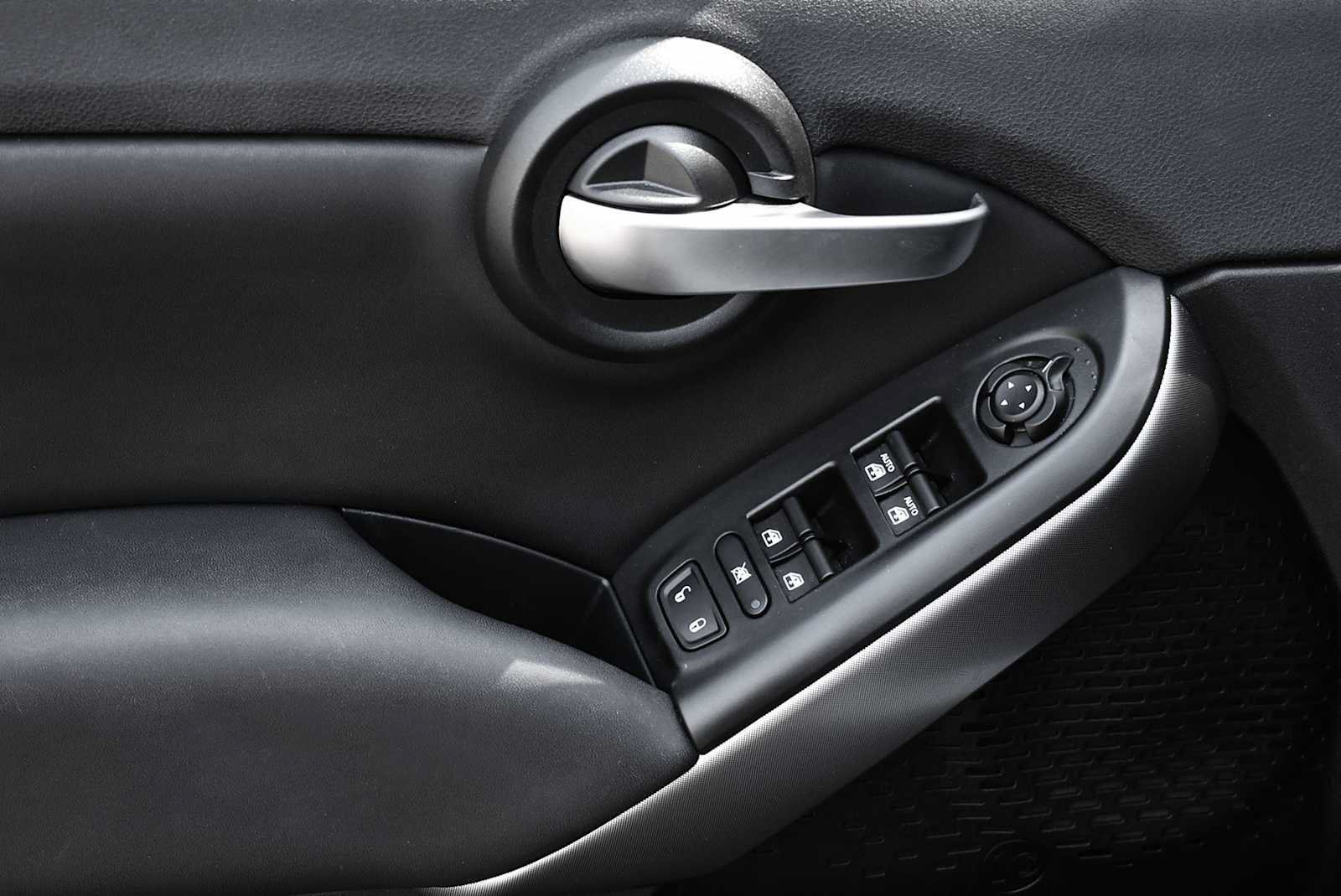 Used 2020 FIAT 500X Pop AWD/4WD image 26
