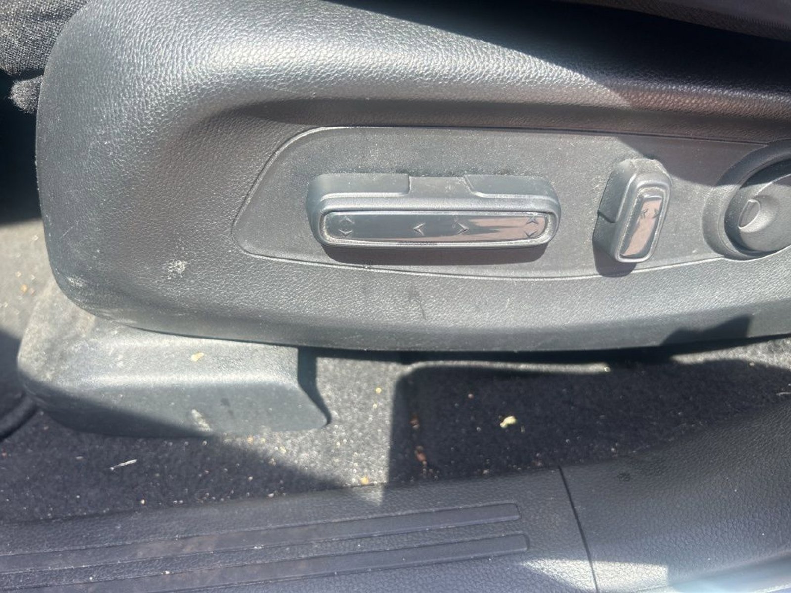 Used 2024 Honda CR-V EX image 19