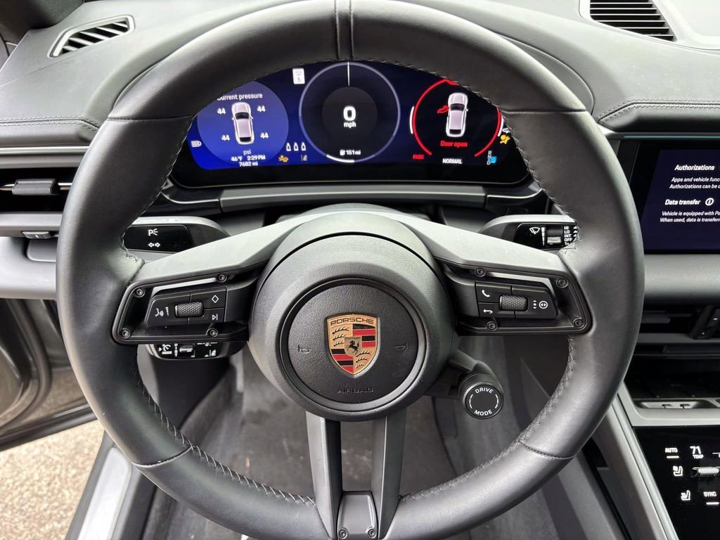 Used 2024 Porsche Macan 4 Electric image 28