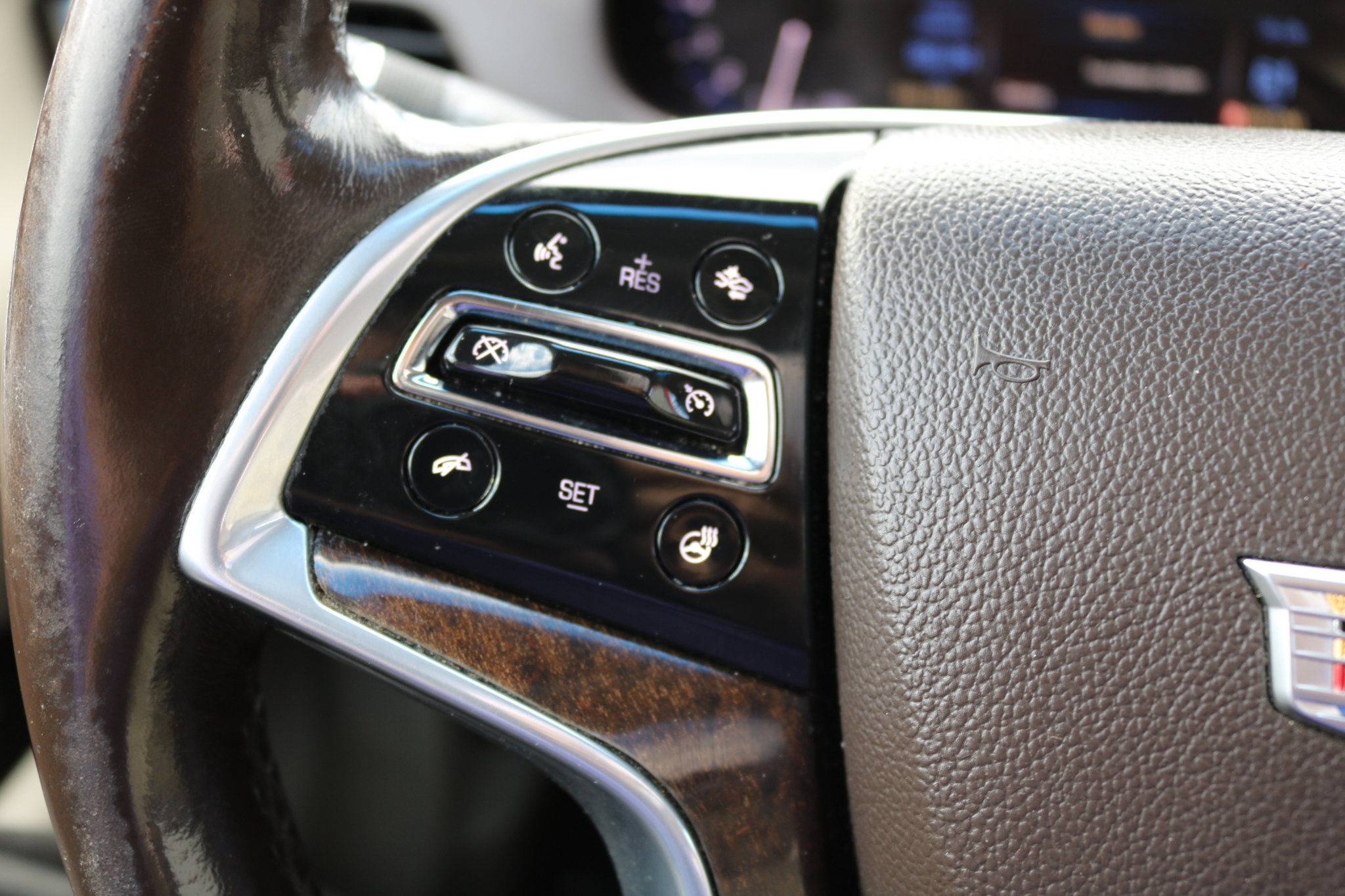 Used 2016 Cadillac XTS Luxury w/ Driver Awareness Package image 38