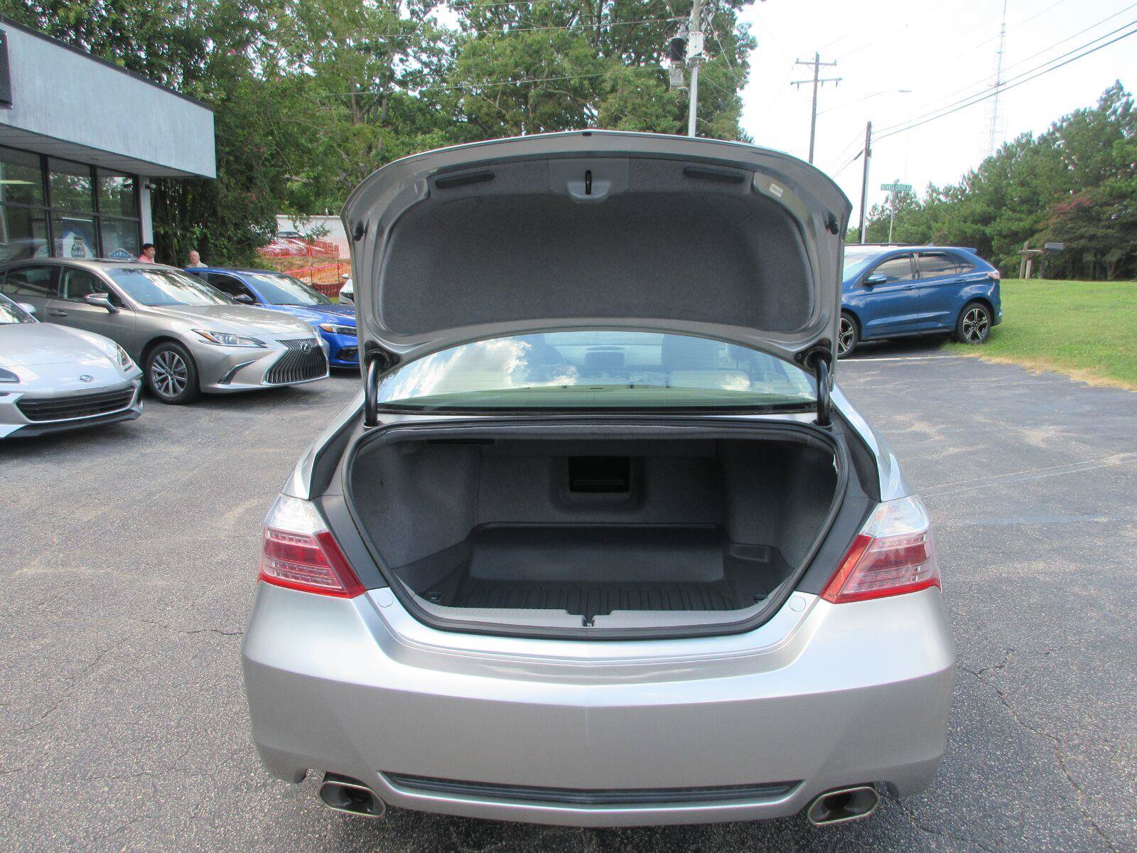 Used 2010 Acura RL AWD/4WD image 20