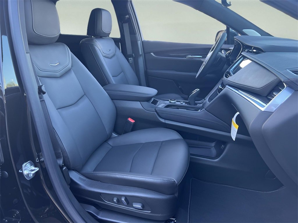 New 2026 Cadillac XT5 Premium Luxury w/ Driver Assist Package image 18