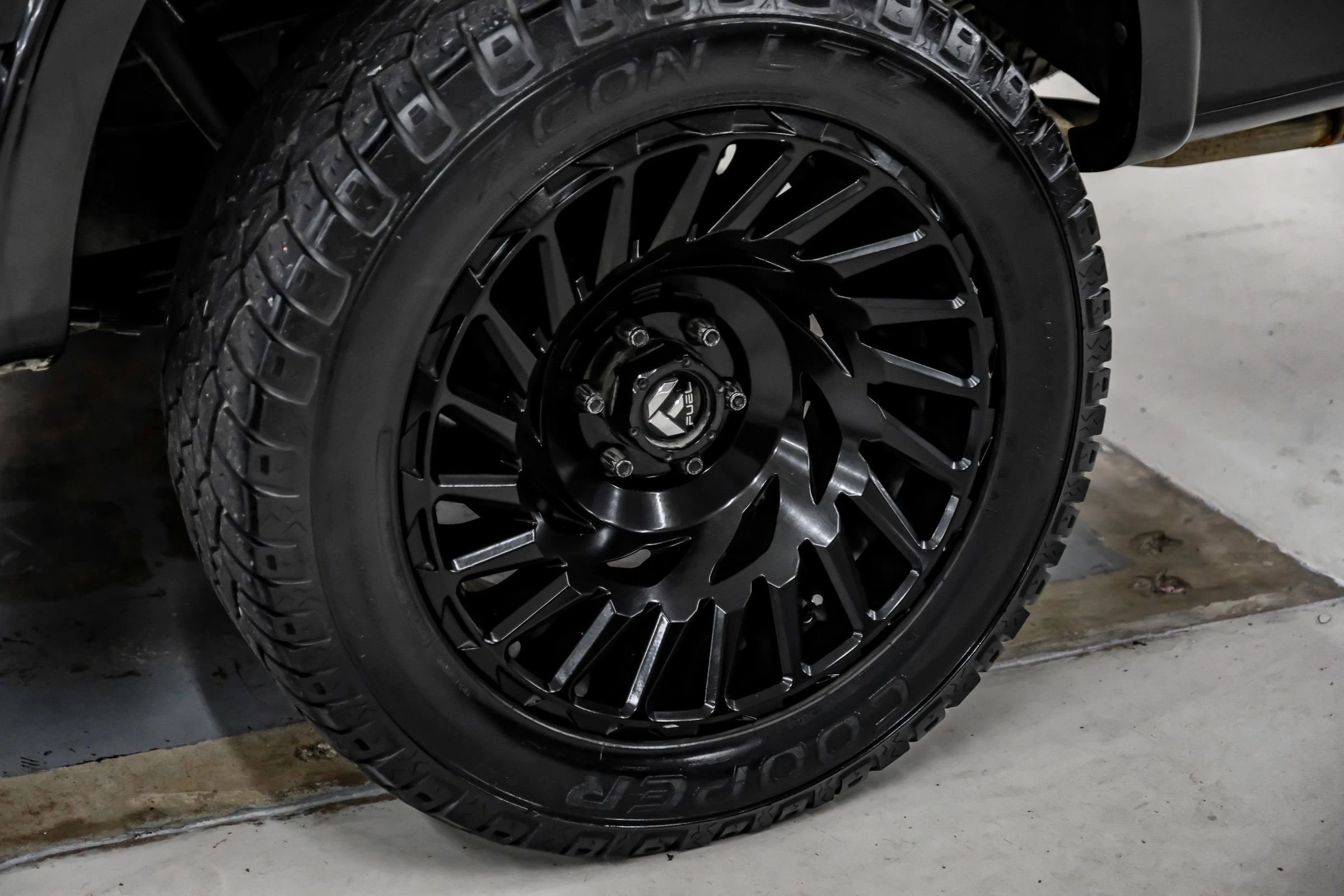 Used 2014 Ford F150 FX4 w/ FX Appearance Package image 37