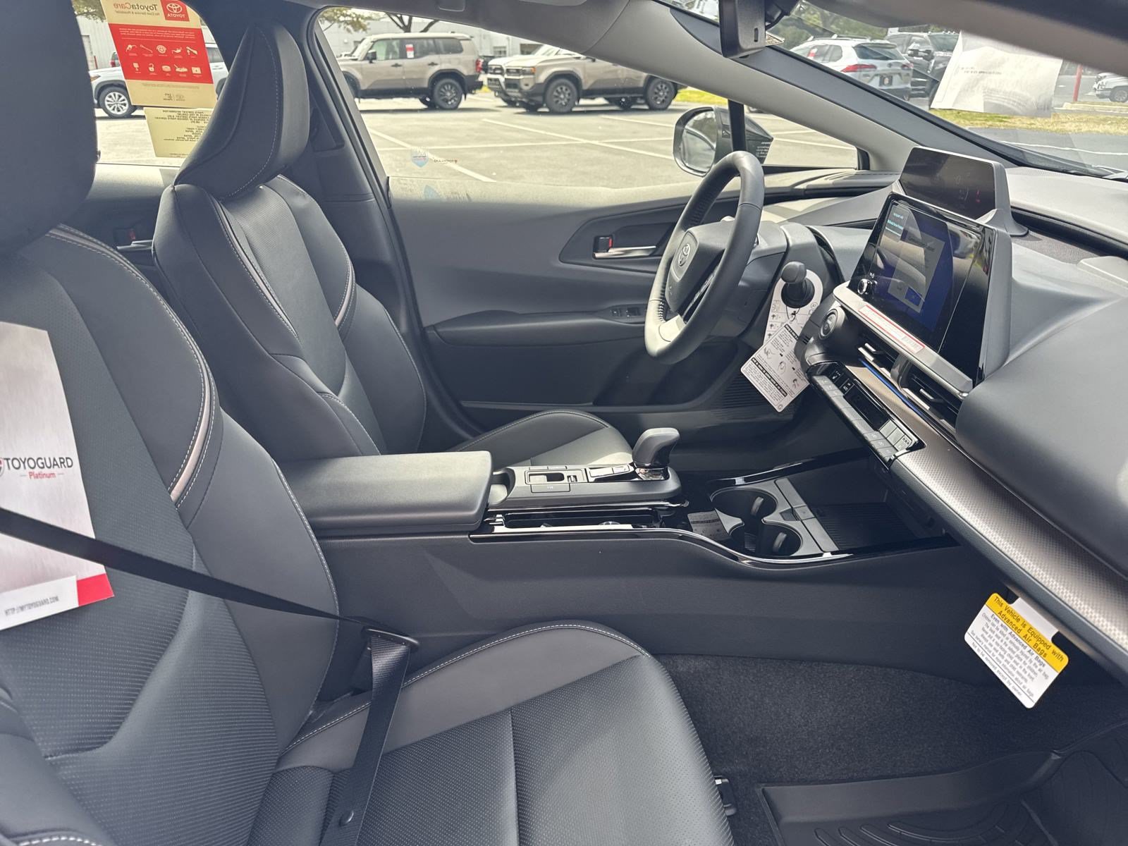 New 2024 Toyota Prius XLE FWD image 31