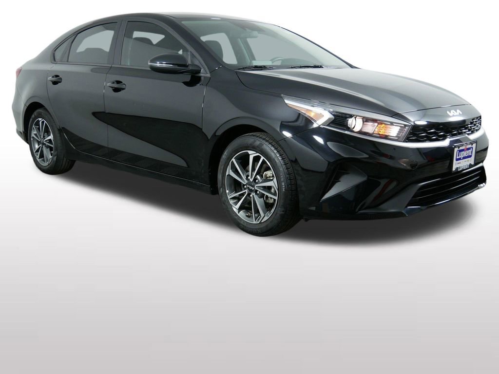Certified 2023 Kia Forte LXS w/ LXS Technology Package FWD image 2