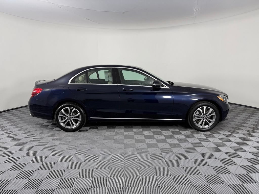 Used 2018 Mercedes-Benz C 300 4MATIC Sedan image 12