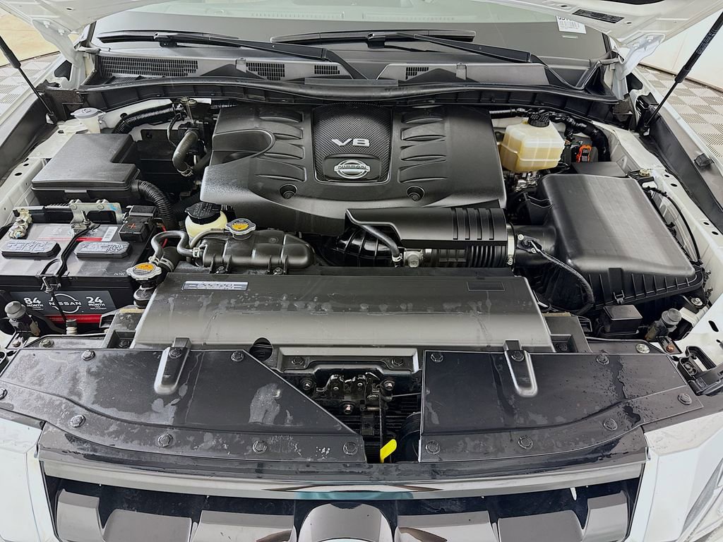 Used 2022 Nissan Armada Platinum image 32
