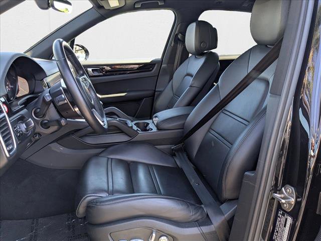 Used 2019 Porsche Cayenne image 17