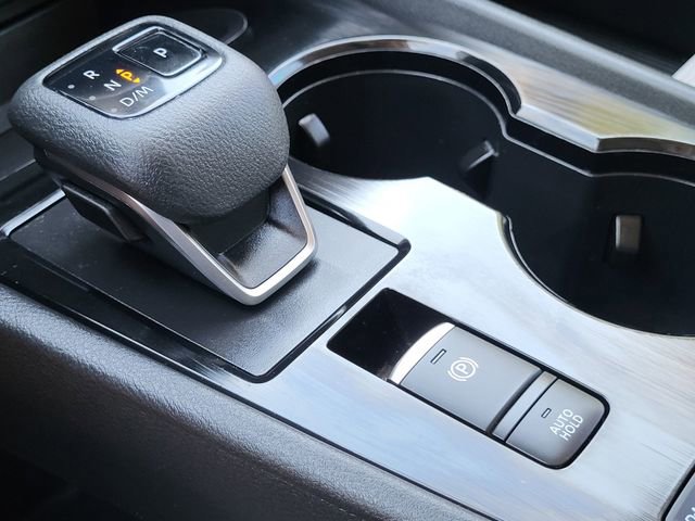 Certified 2023 Nissan Rogue SV image 14