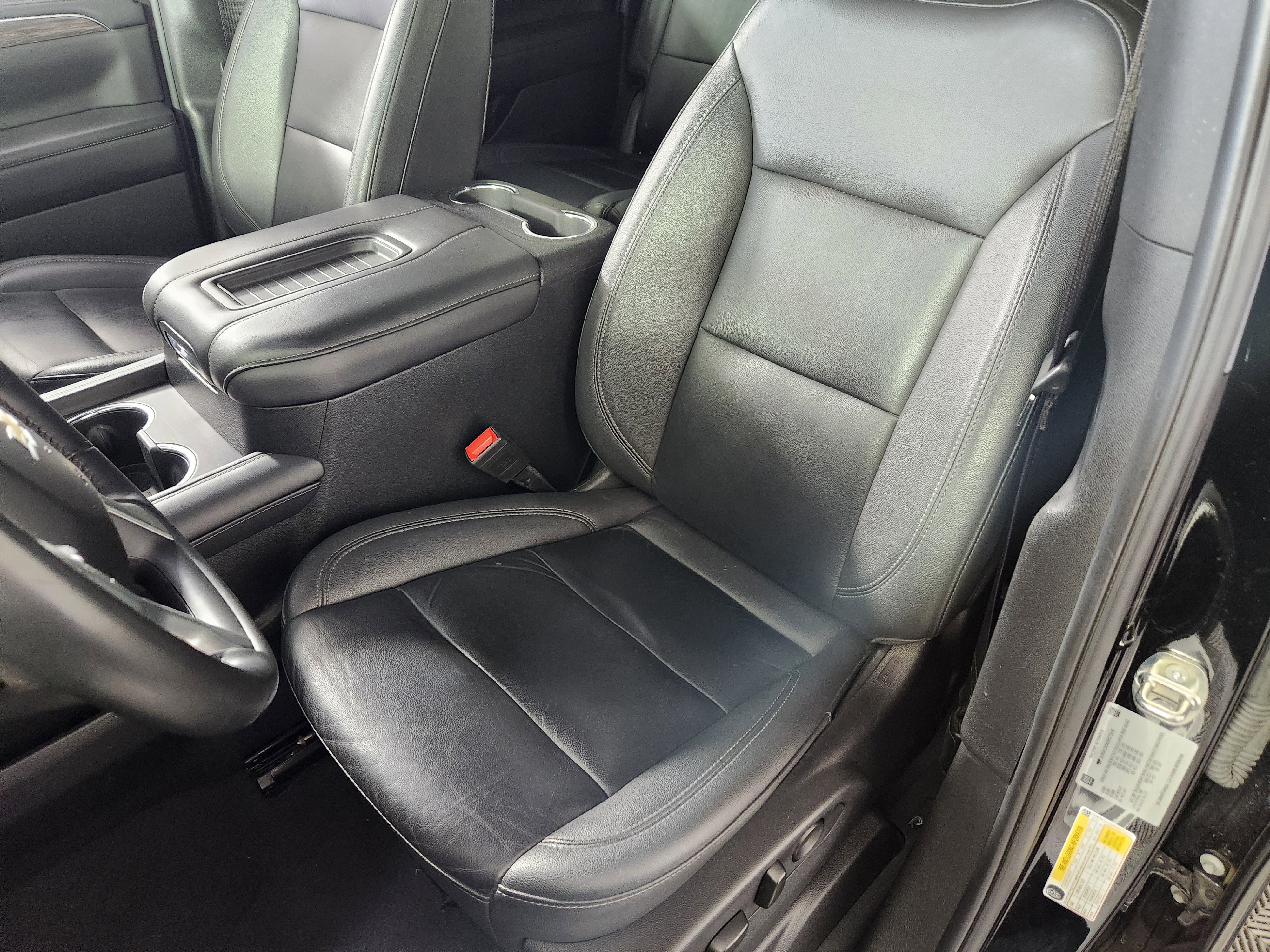 Used 2024 Chevrolet Suburban LT AWD/4WD image 12