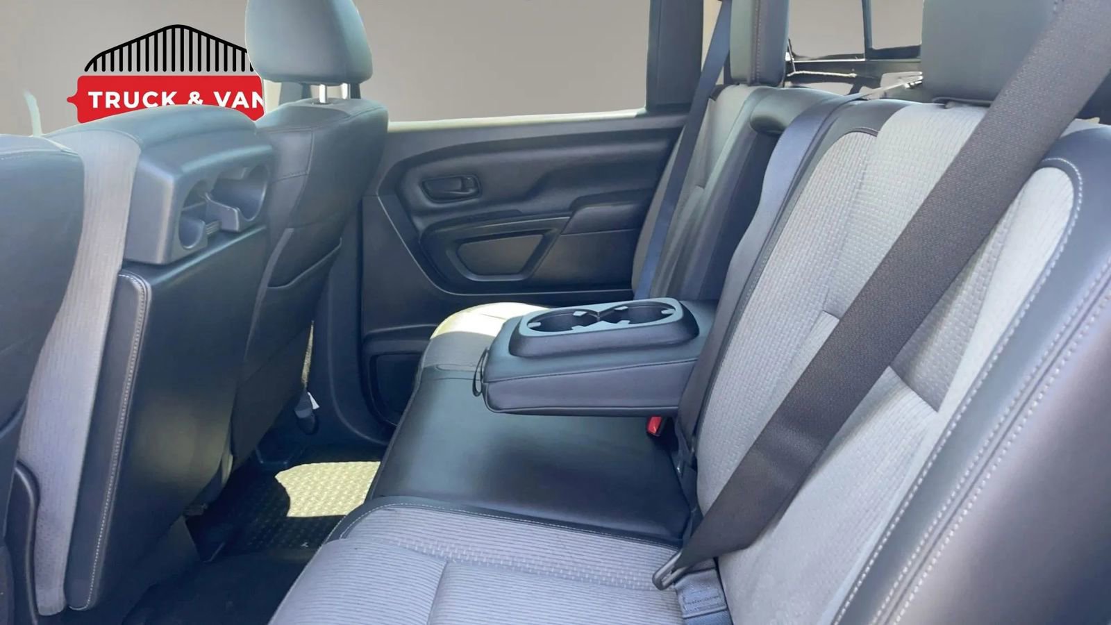 Used 2019 Nissan Titan S w/ S Utility Package AWD/4WD image 36
