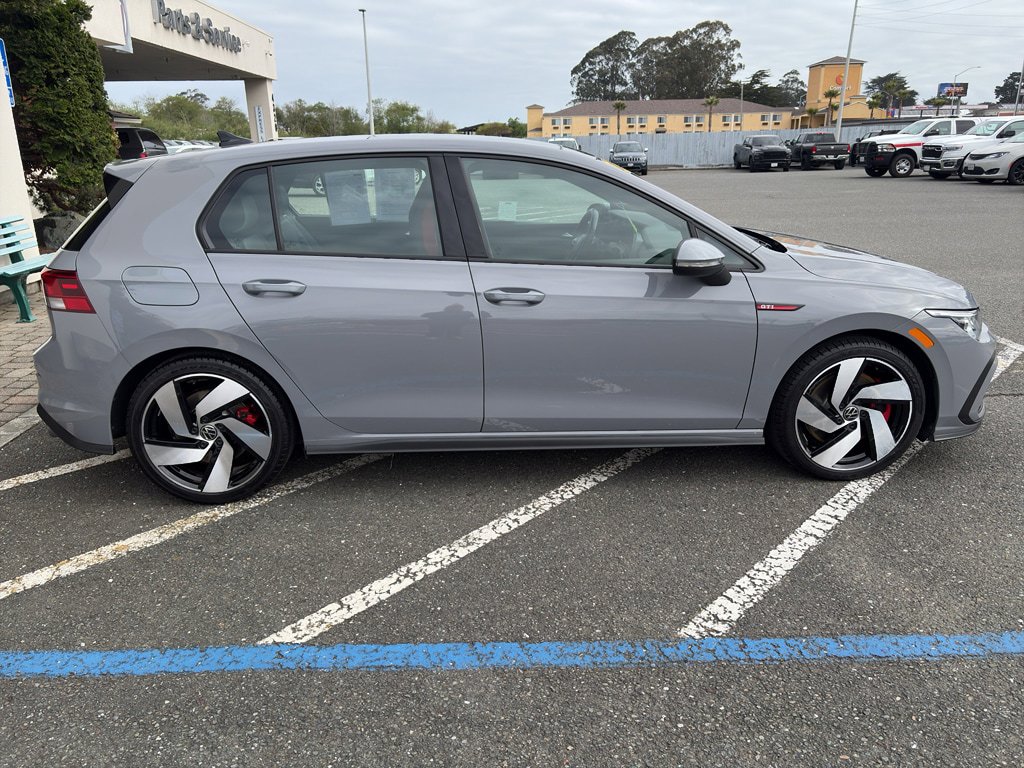 Used 2023 Volkswagen GTI SE FWD image 22