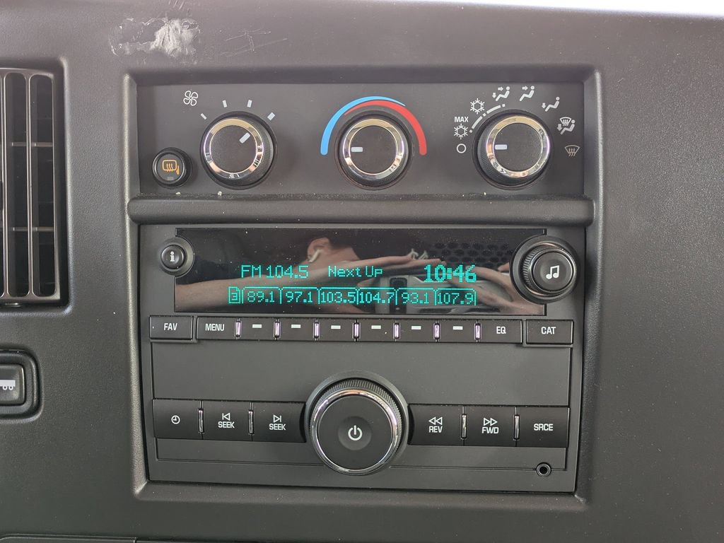 Used 2024 Chevrolet Express 2500 RWD image 17