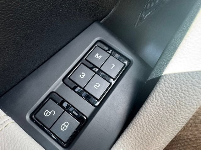 Used 2018 Jaguar F-PACE Prestige AWD/4WD image 21