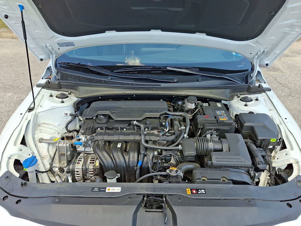 Certified 2025 Hyundai Elantra Sport FWD image 27