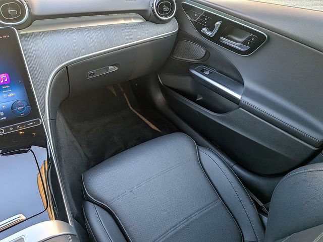 Used 2025 Mercedes-Benz C 300 Sedan image 15