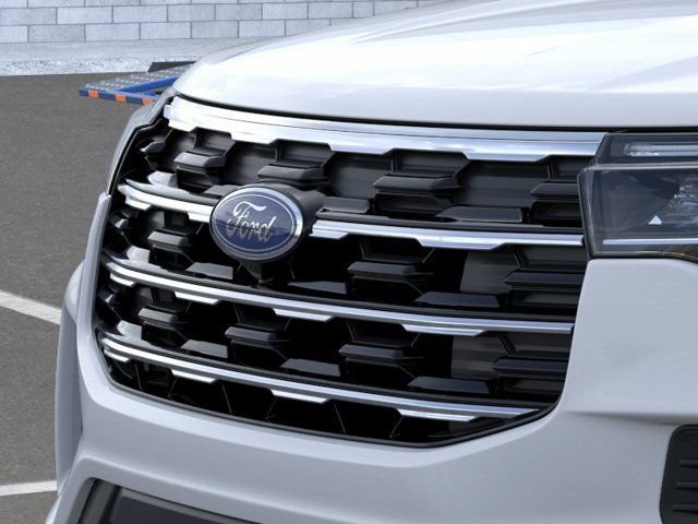 New 2026 Ford Explorer Active RWD image 17