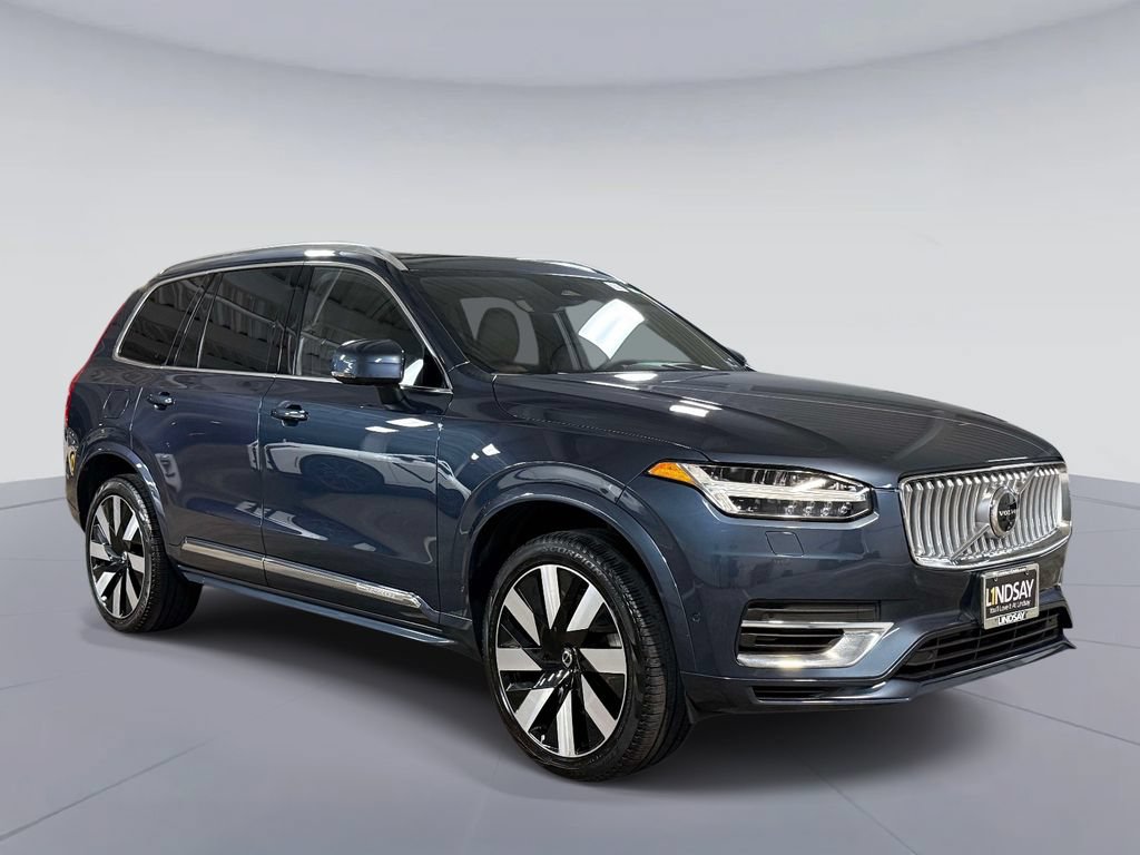 Used 2024 Volvo XC90 T8 Ultimate AWD/4WD image 9