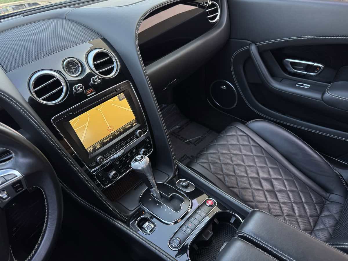 Used 2017 Bentley Continental GT image 16