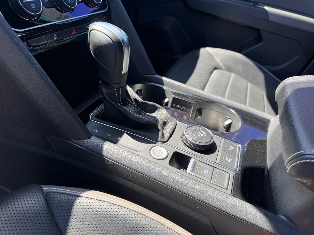 Used 2023 Volkswagen Atlas Cross Sport SEL Premium R-Line image 24