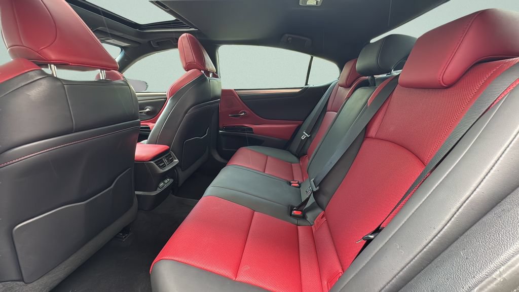 Used 2022 Lexus ES 300h F Sport w/ Accessory Package 2 FWD image 29