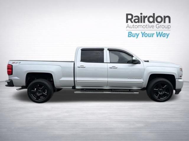 Used 2017 Chevrolet Silverado 1500 LT w/ All Star Edition AWD/4WD image 8