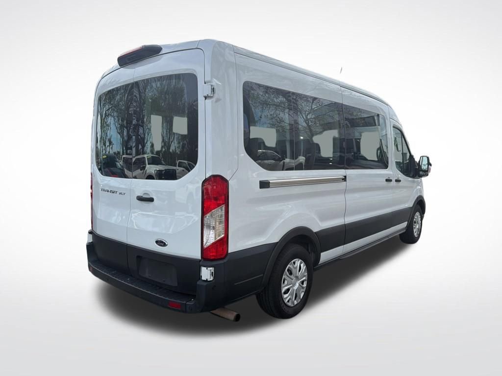 Used 2022 Ford Transit 350 XLT image 5