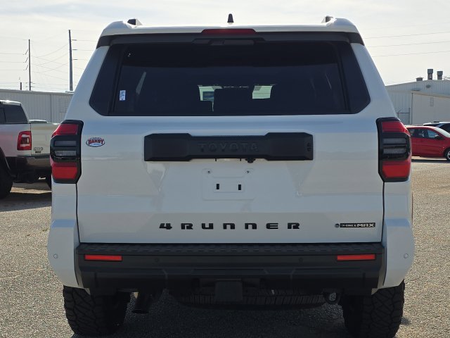Used 2025 Toyota 4Runner TRD Off-Road Premium AWD/4WD image 4