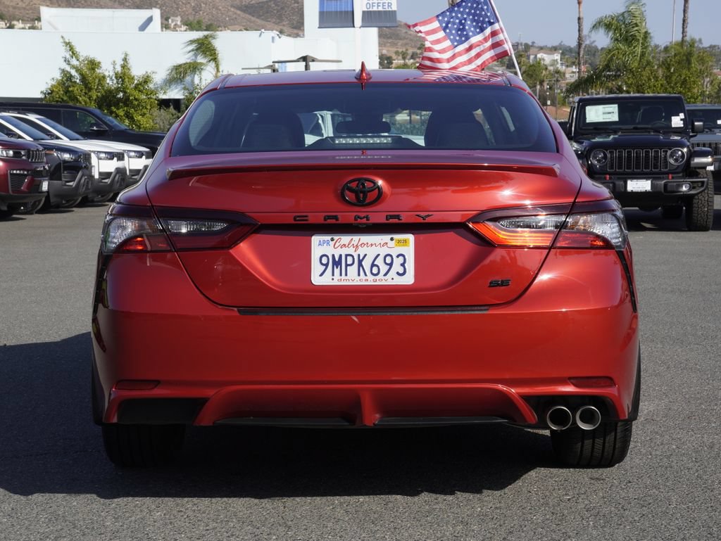 Used 2024 Toyota Camry SE FWD image 5