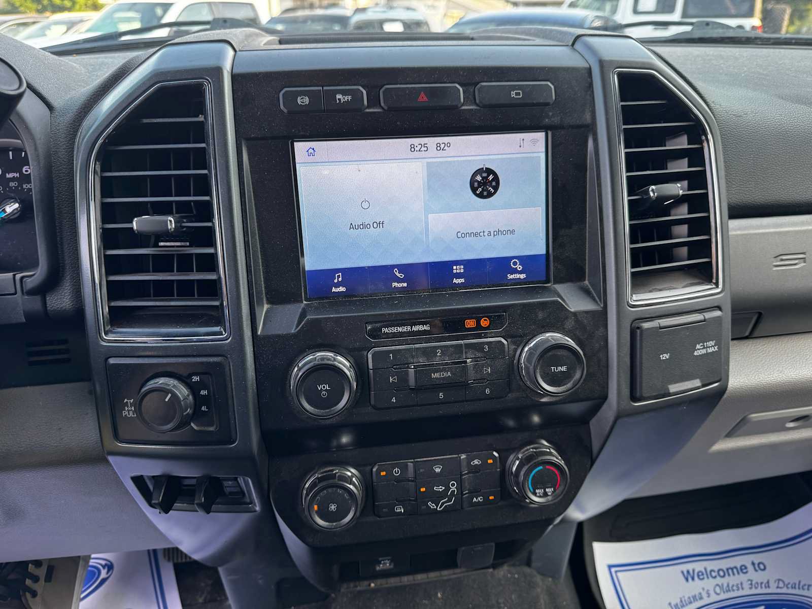 Used 2022 Ford F350 4x4 Crew Cab Super Duty image 4