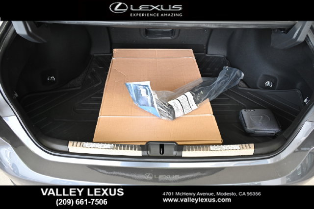 Certified 2025 Lexus ES 300h w/ Premium Package FWD image 19