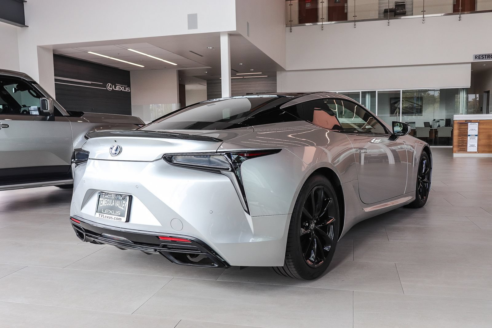 Used 2019 Lexus LC 500h w/ Sport Package RWD image 7