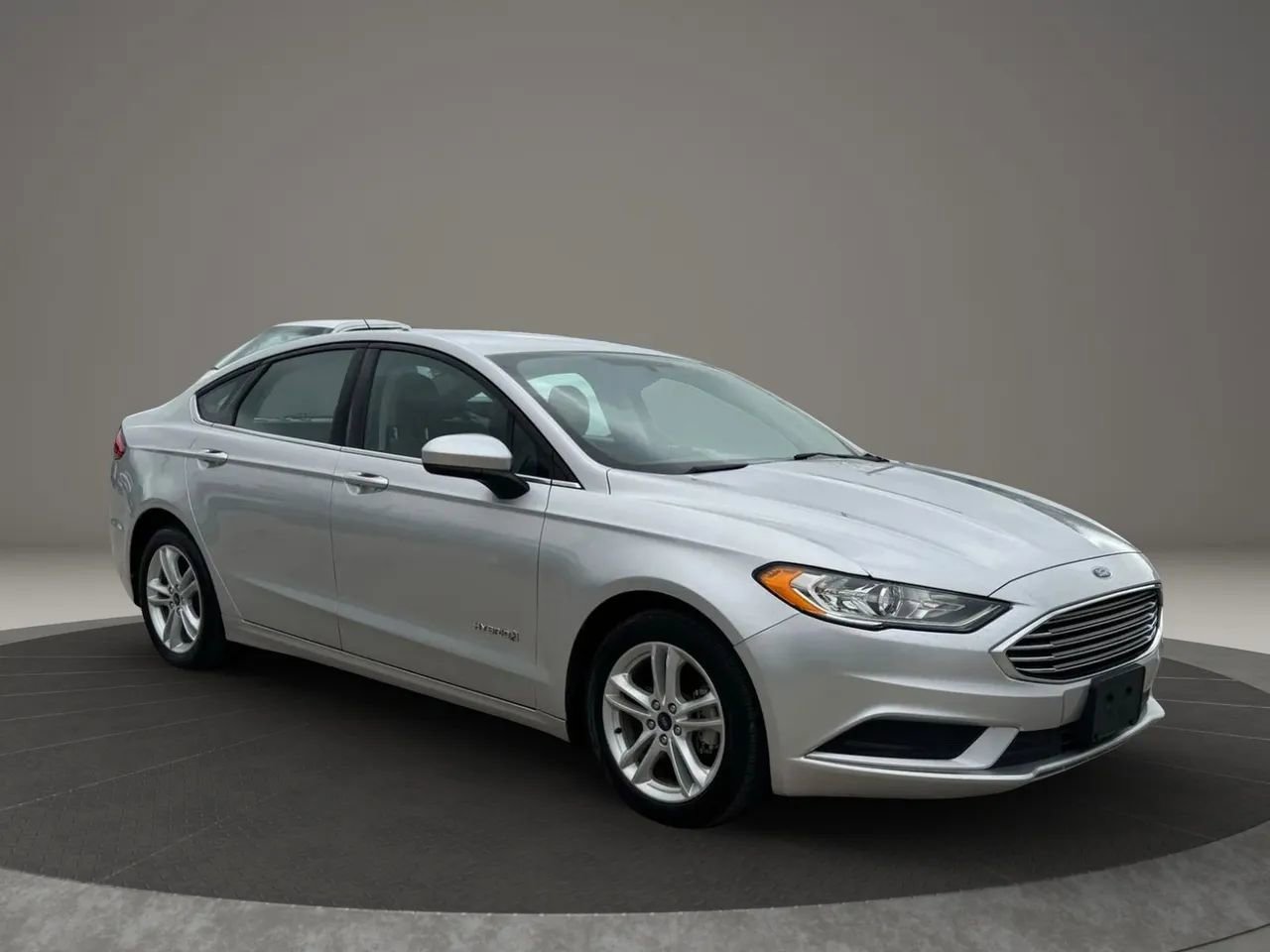 Used 2018 Ford Fusion S image 13