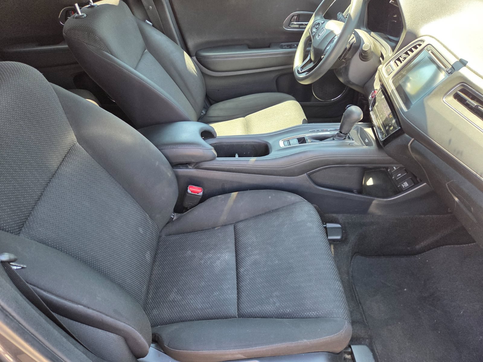 Used 2017 Honda HR-V EX image 16