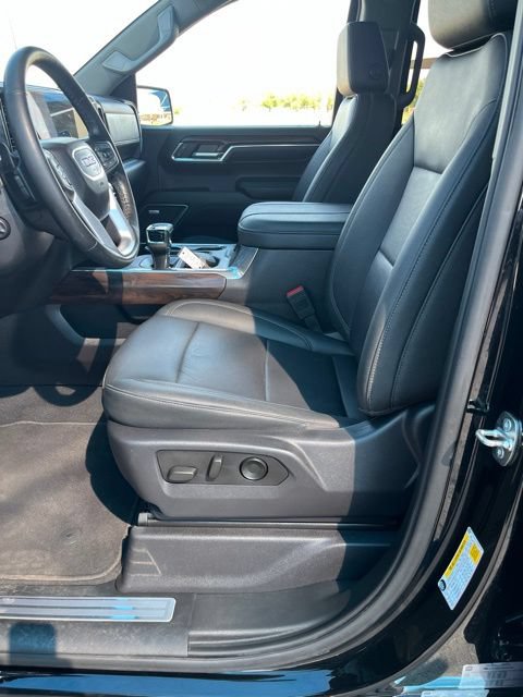 Used 2024 GMC Sierra 1500 SLT AWD/4WD image 12