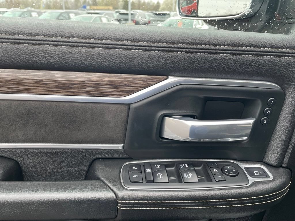 Used 2020 RAM 3500 Laramie AWD/4WD image 11