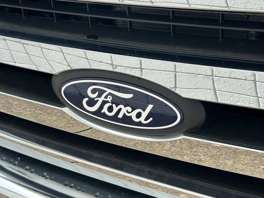 New 2026 Ford E-350 and Econoline 350 Super Duty w/ Power Equipment Group RWD image 23