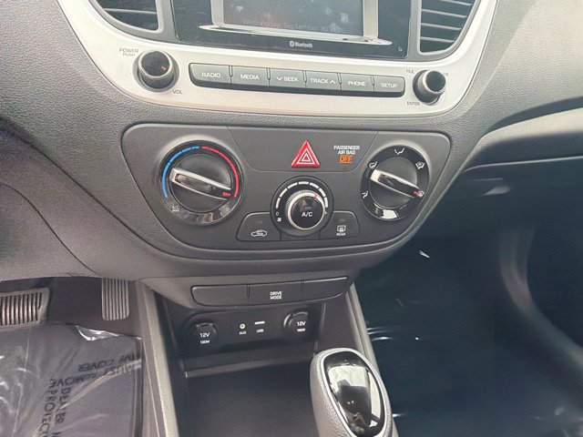 Used 2022 Hyundai Accent SE FWD image 26
